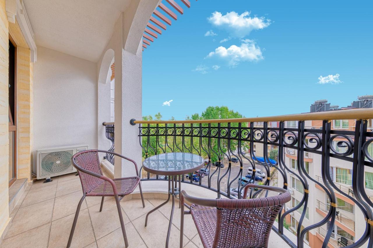 סאני ביץ' Harmony Suites Grand Resort מראה חיצוני תמונה