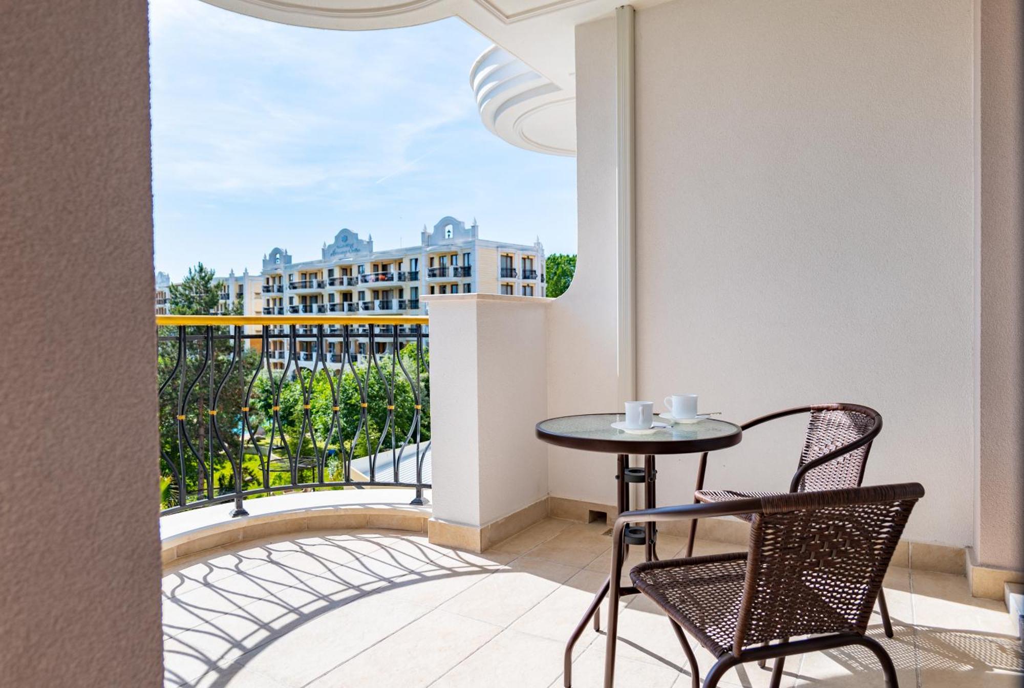 סאני ביץ' Harmony Suites Grand Resort מראה חיצוני תמונה