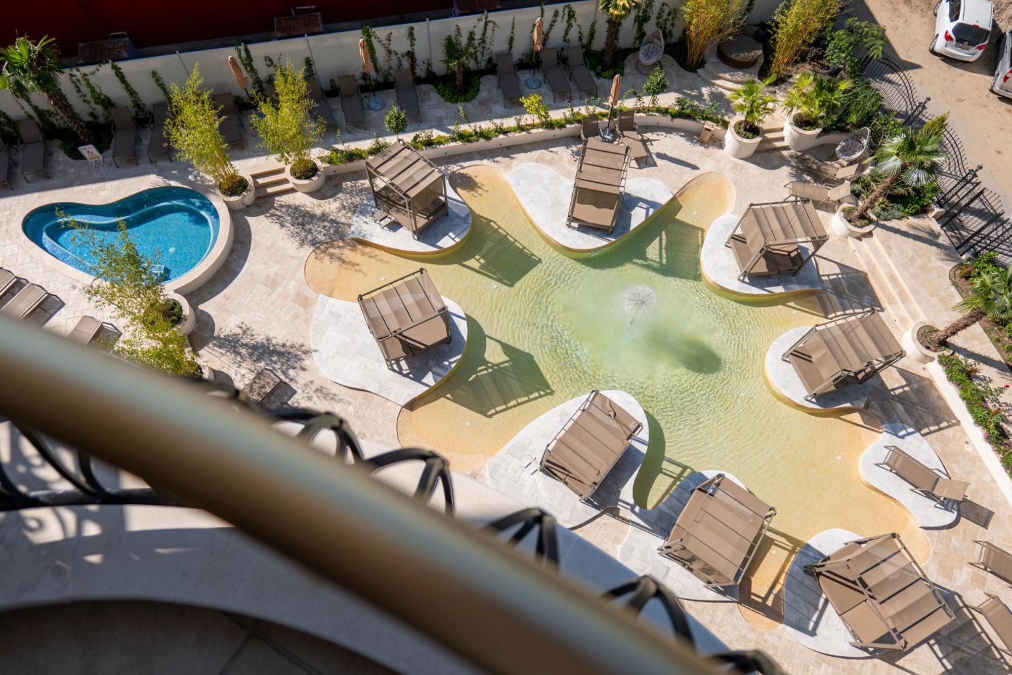 סאני ביץ' Harmony Suites Grand Resort מראה חיצוני תמונה