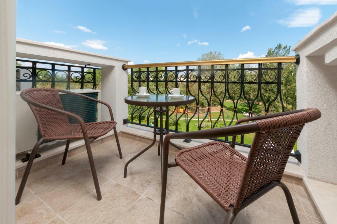 סאני ביץ' Harmony Suites Grand Resort מראה חיצוני תמונה
