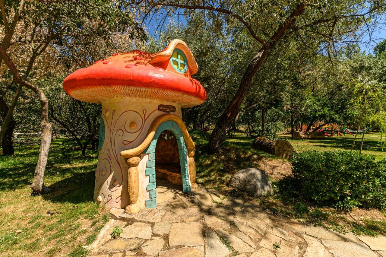 סאני ביץ' Harmony Suites Grand Resort מראה חיצוני תמונה
